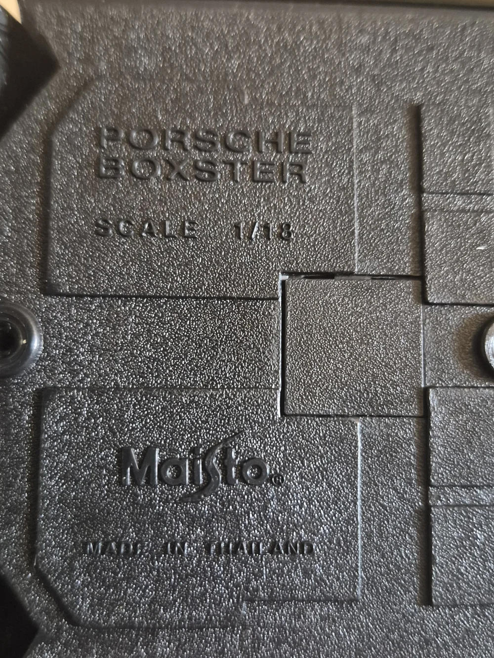 maisto official die